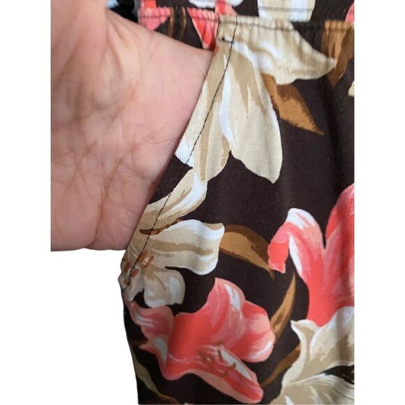 Denim and Company, women’s floral, print Beachy, Flowey, Capri pants, size small - Picture 4 of 5